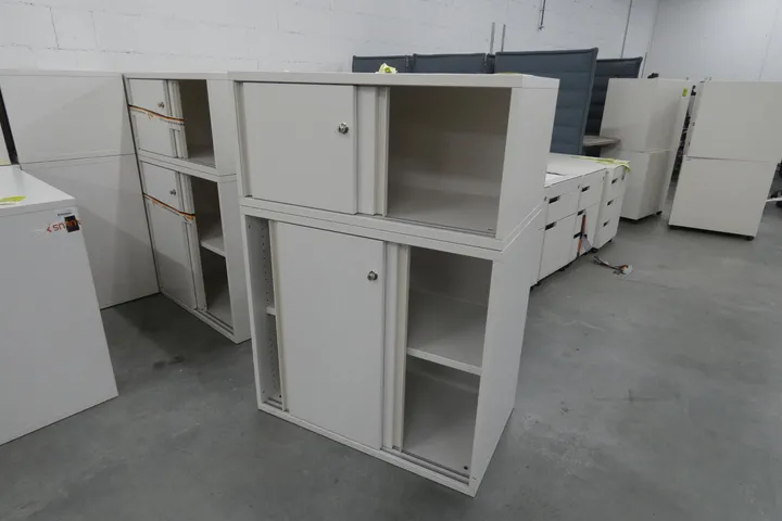 1x Sideboard Maße in cm: ca. 80 x 46 x 112